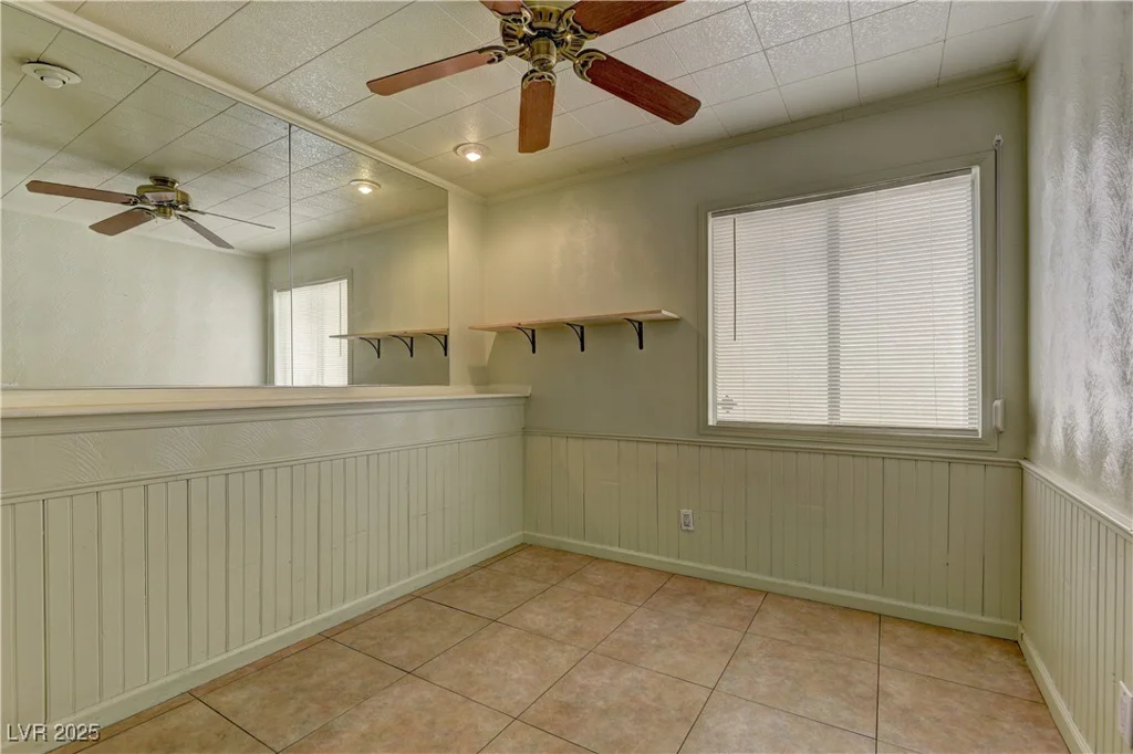 6613 Miners Hope, Las Vegas, NV 89108