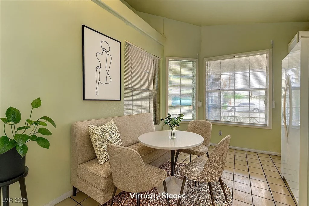 6613 Miners Hope, Las Vegas, NV 89108