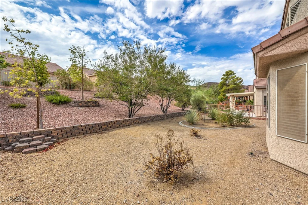 1843 Cypress Greens, Henderson, NV 89012