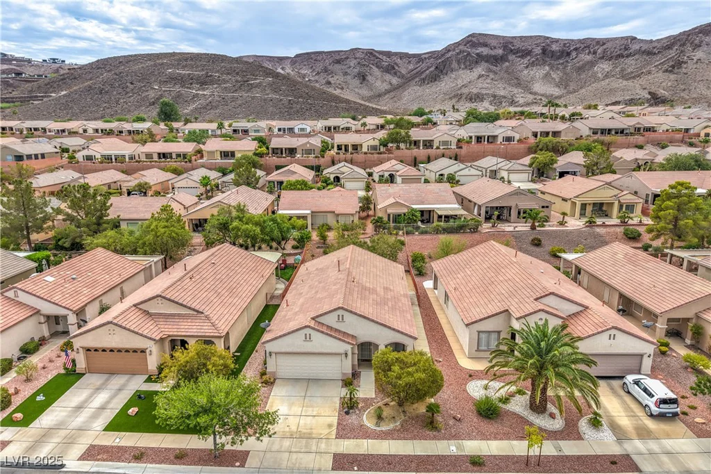 1843 Cypress Greens, Henderson, NV 89012
