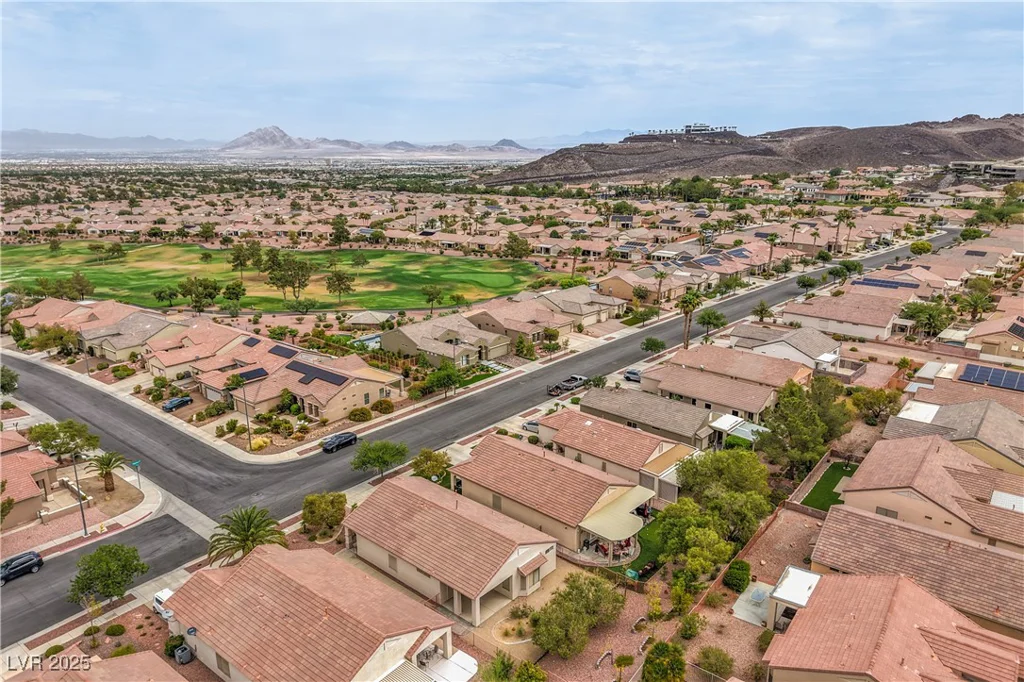 1843 Cypress Greens, Henderson, NV 89012