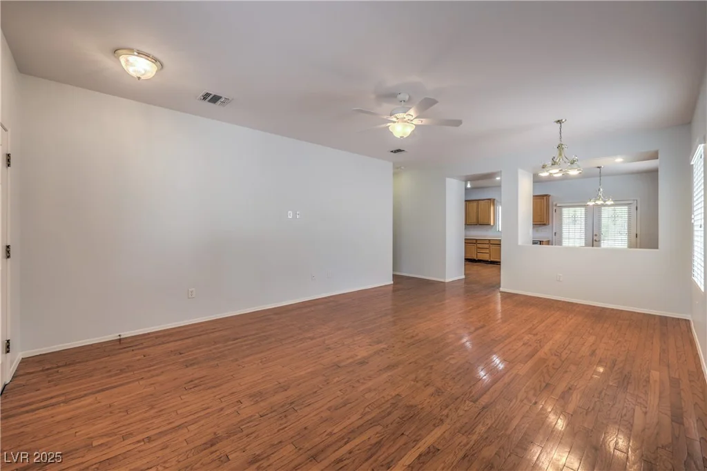 1843 Cypress Greens, Henderson, NV 89012