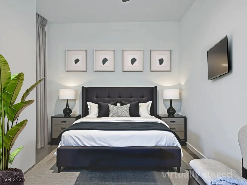 353 Bonneville, Las Vegas, NV 89101