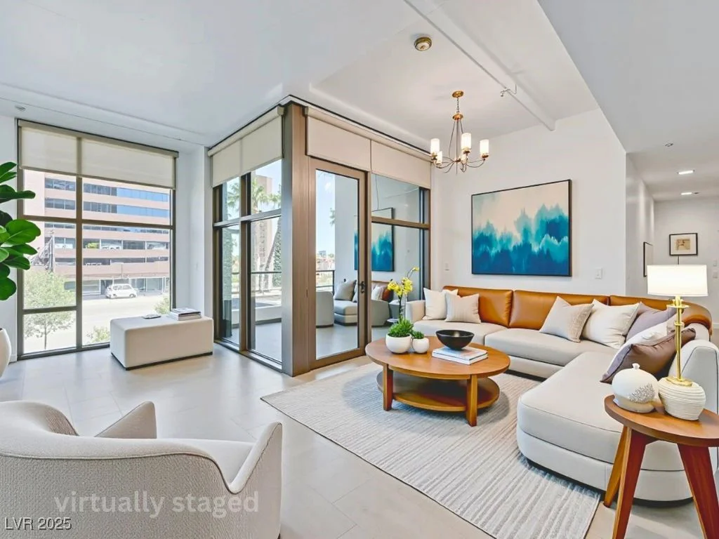 353 Bonneville, Las Vegas, NV 89101