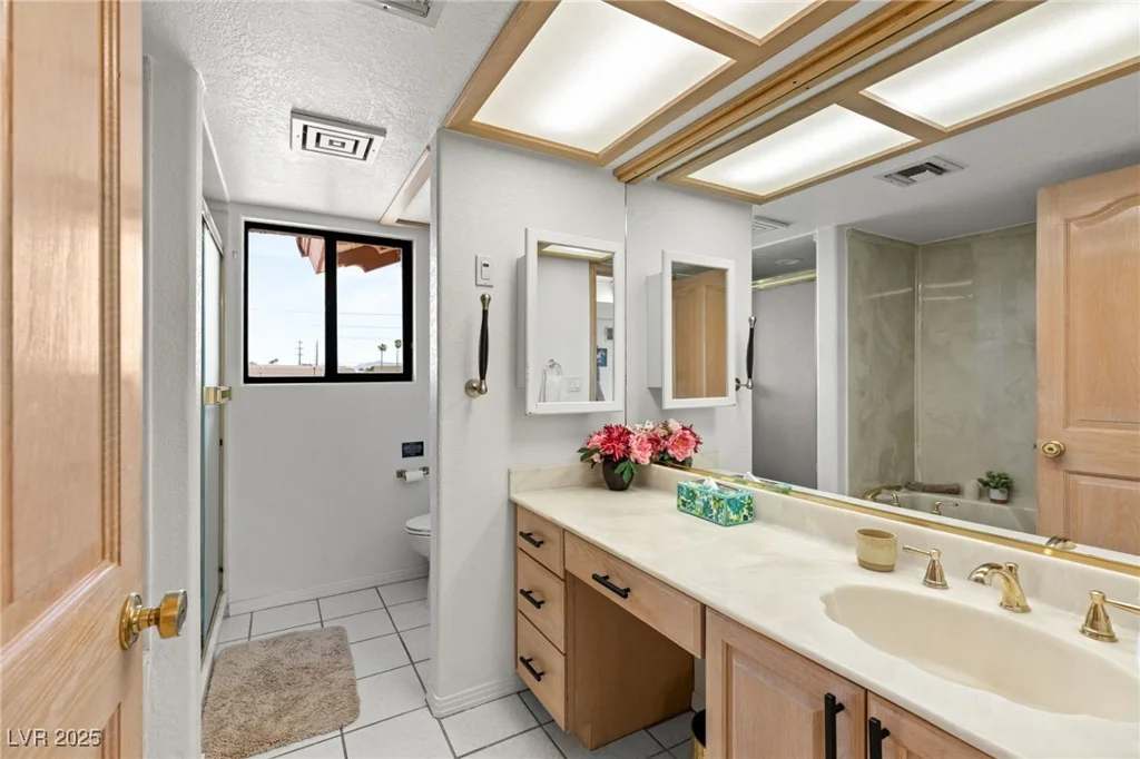 3970 Spencer, Las Vegas, NV 89119
