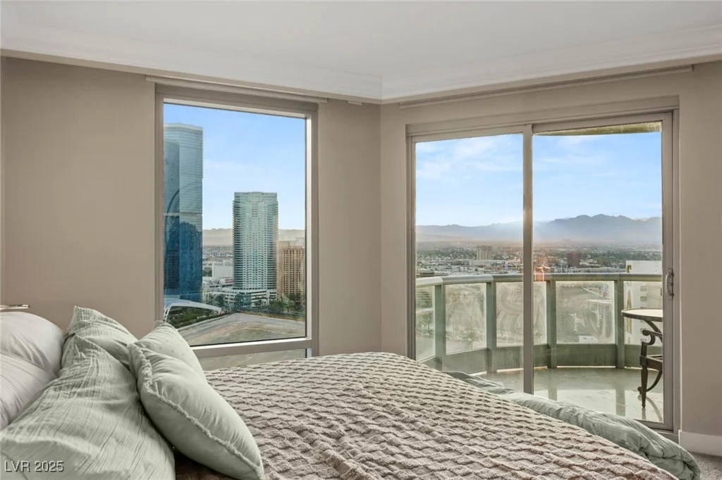 222 KAREN, Las Vegas, NV 89109
