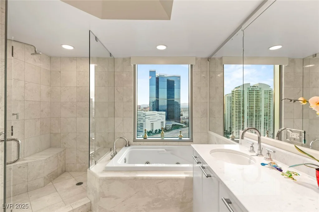 222 KAREN, Las Vegas, NV 89109
