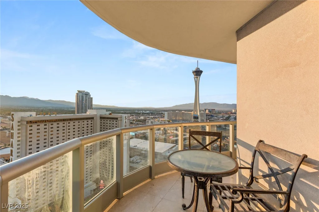 222 KAREN, Las Vegas, NV 89109
