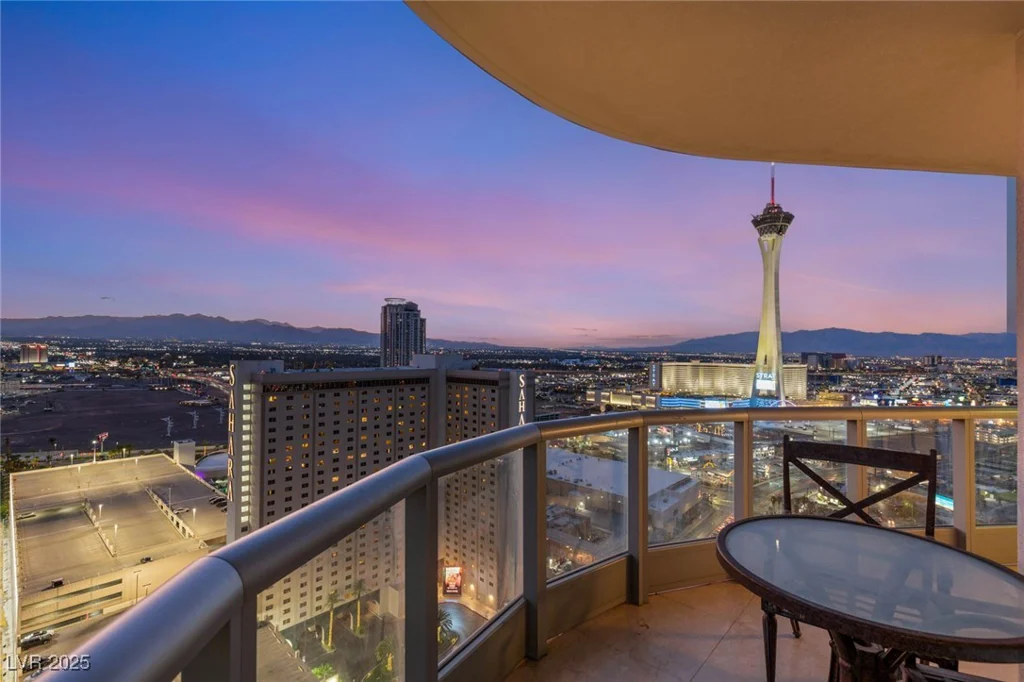 222 KAREN, Las Vegas, NV 89109
