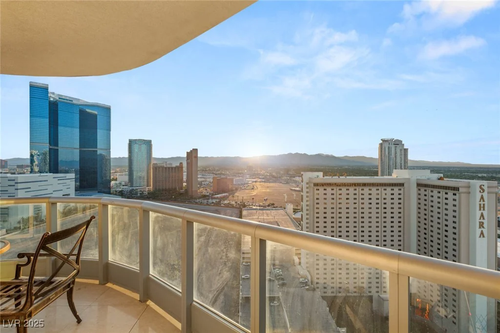 222 KAREN, Las Vegas, NV 89109