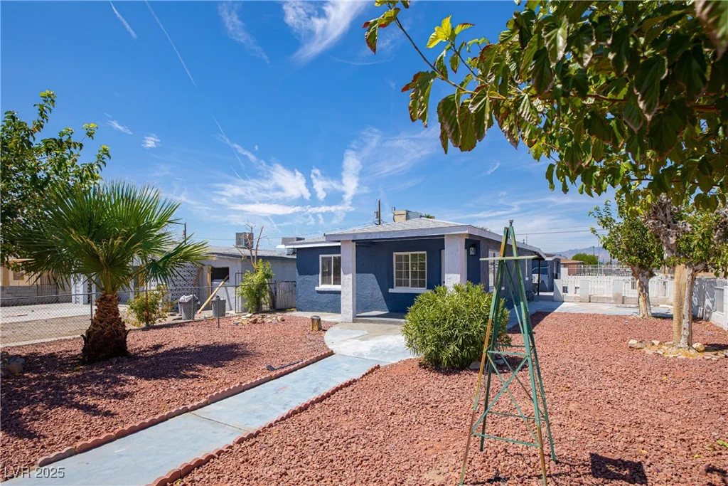 1117 Cunningham, Las Vegas, NV 89106
