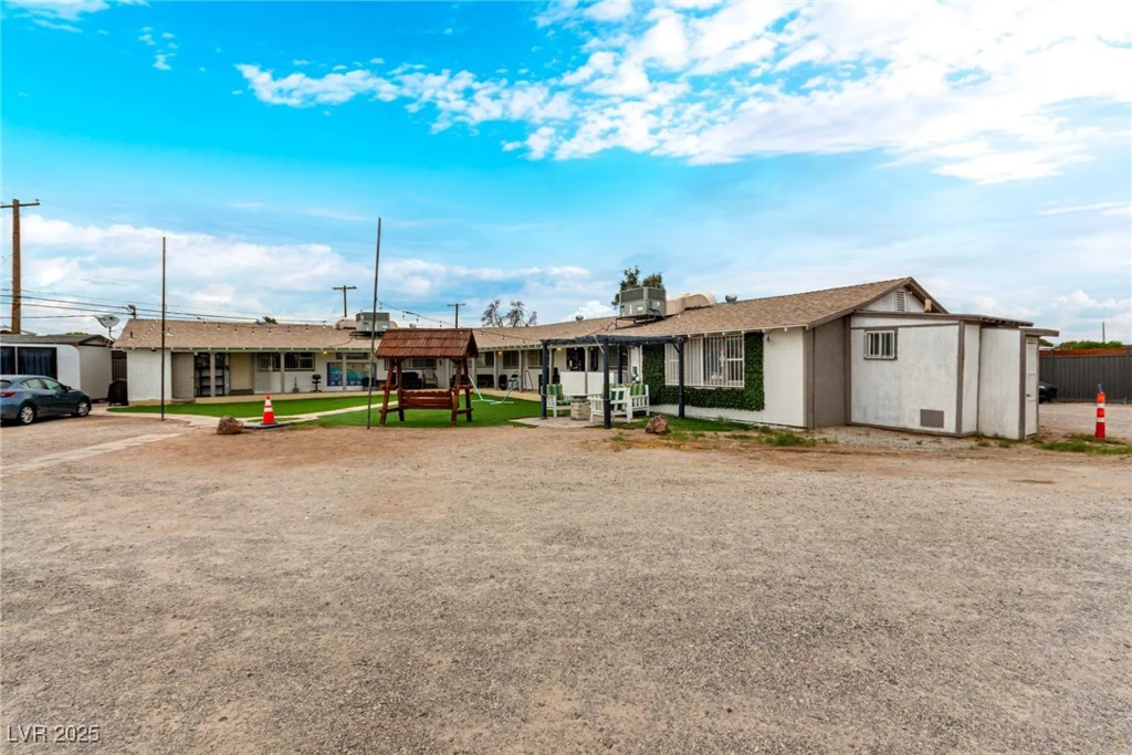 1713 Ophir, Las Vegas, NV 89106