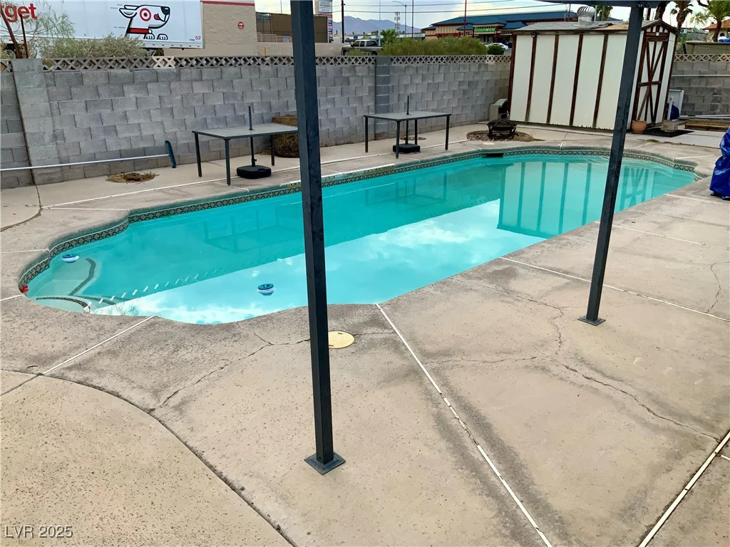 3533 Moraga, Las Vegas, NV 89103