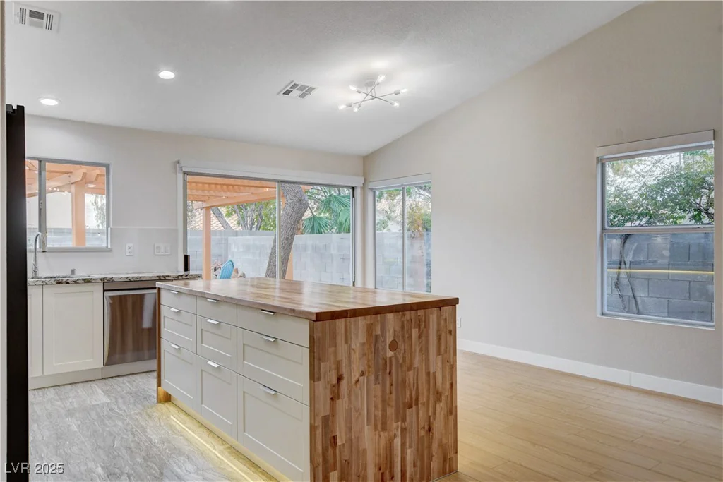 1258 Silver Perch, Las Vegas, NV 89123