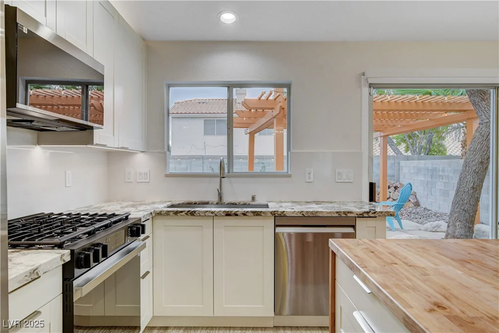 1258 Silver Perch, Las Vegas, NV 89123