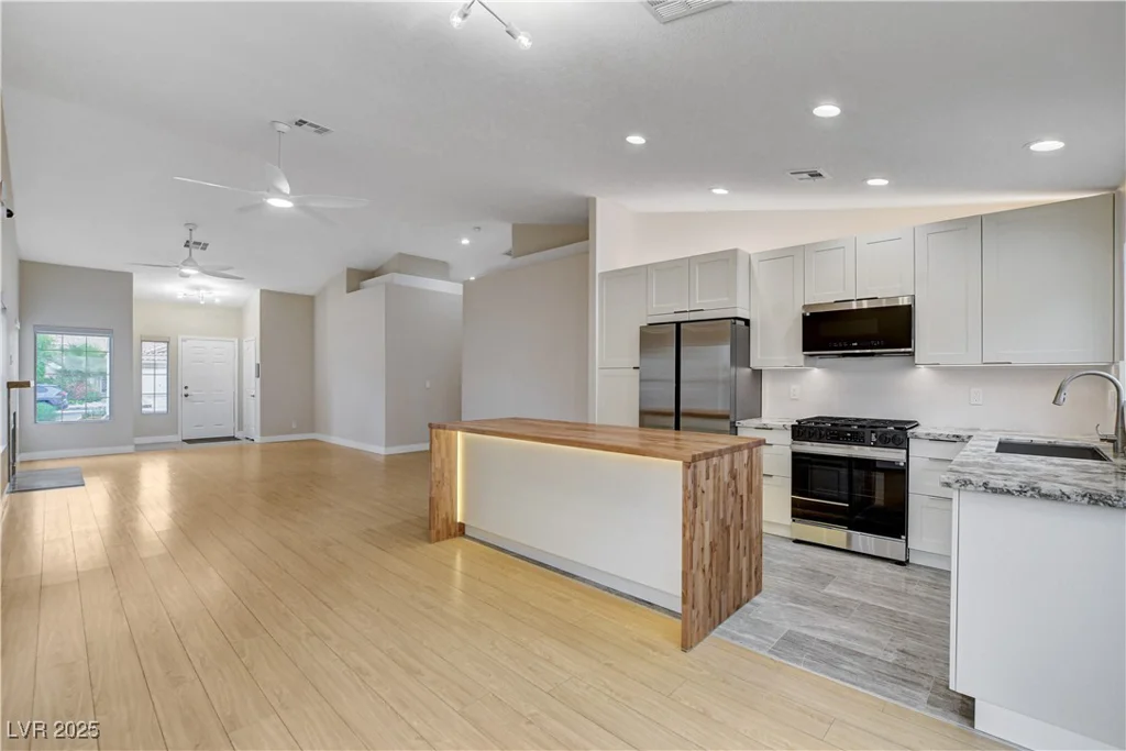 1258 Silver Perch, Las Vegas, NV 89123