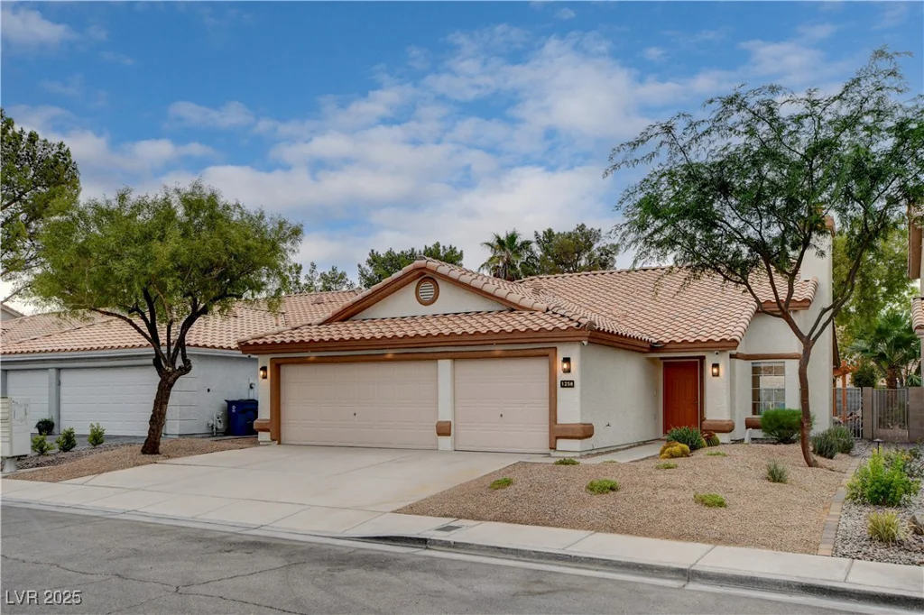 1258 Silver Perch, Las Vegas, NV 89123