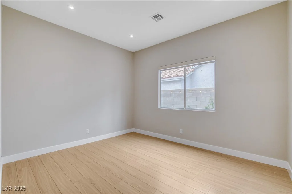 1258 Silver Perch, Las Vegas, NV 89123