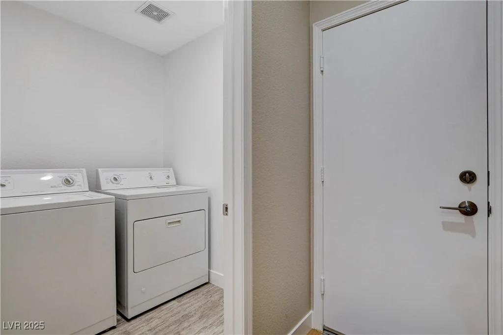 1258 Silver Perch, Las Vegas, NV 89123