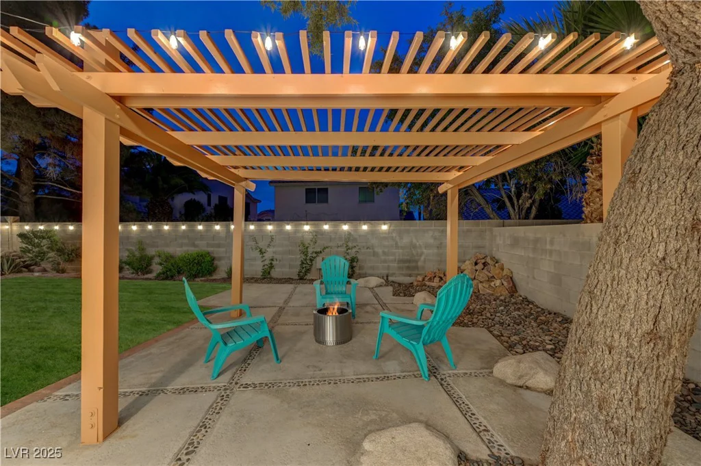 1258 Silver Perch, Las Vegas, NV 89123