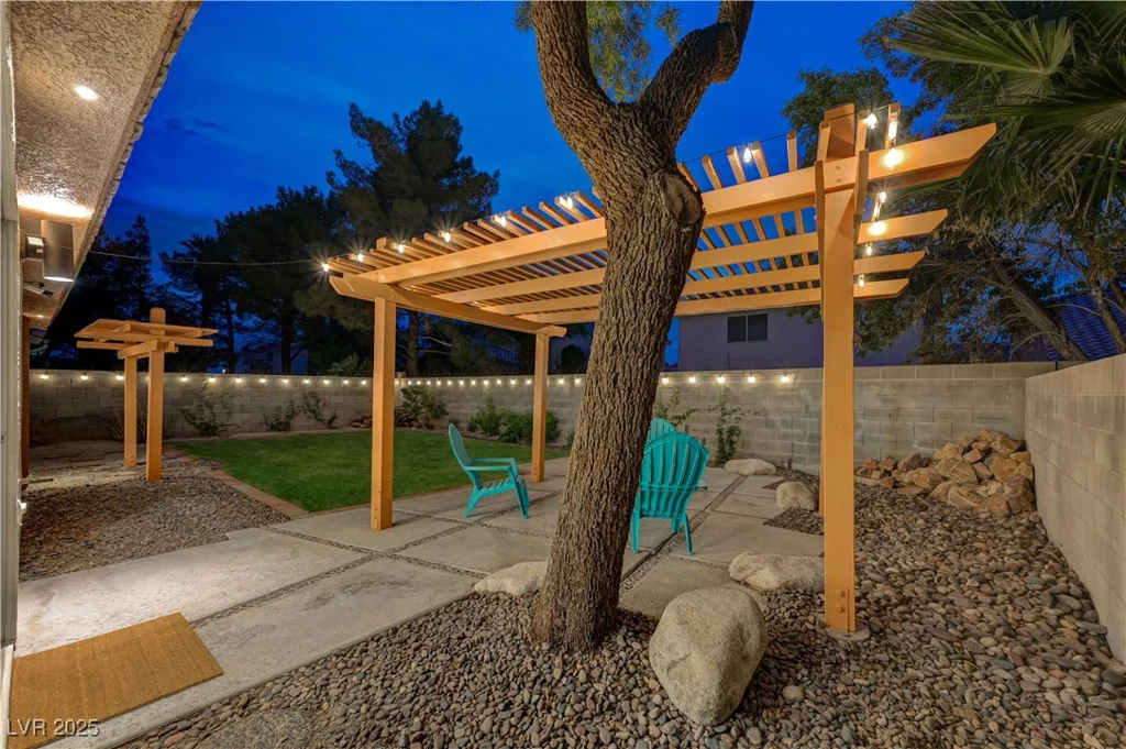 1258 Silver Perch, Las Vegas, NV 89123