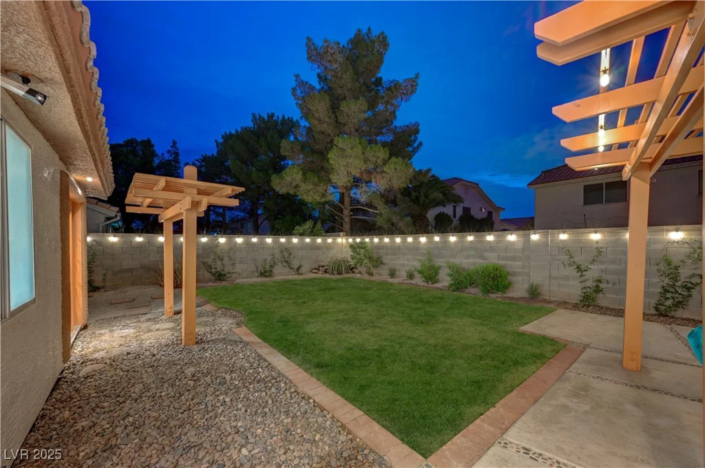 1258 Silver Perch, Las Vegas, NV 89123