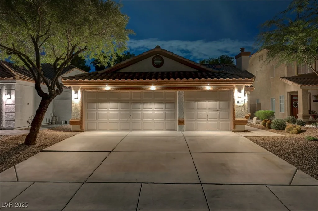 1258 Silver Perch, Las Vegas, NV 89123