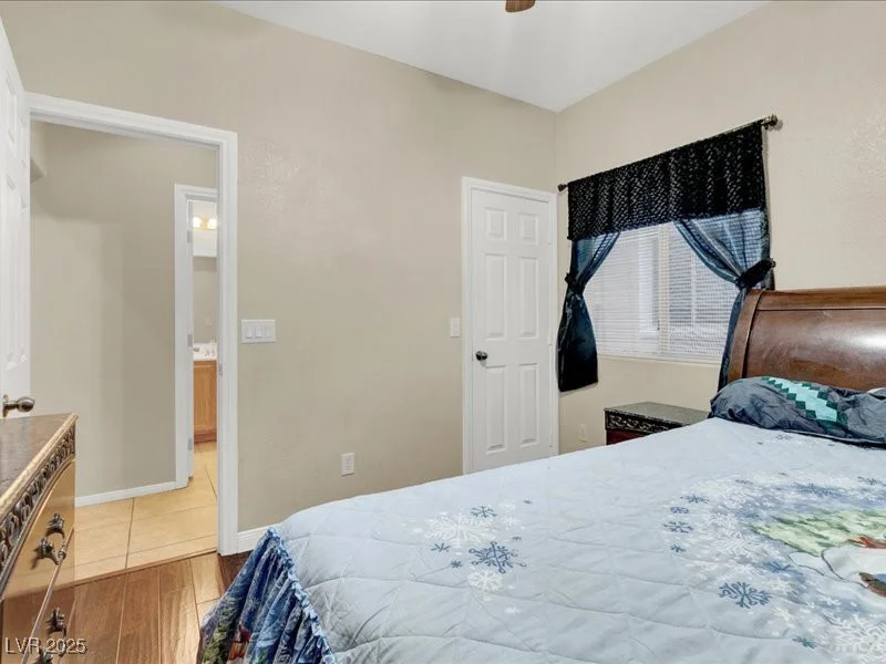 5120 First Sun, North Las Vegas, NV 89081
