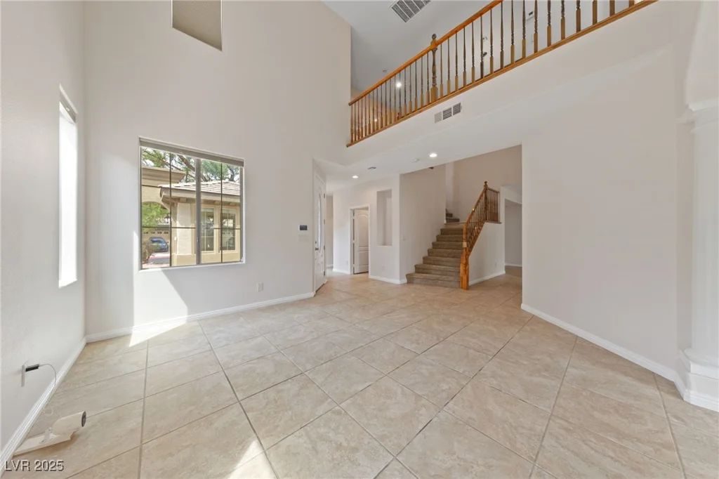 8228 Seven Falls, North Las Vegas, NV 89085