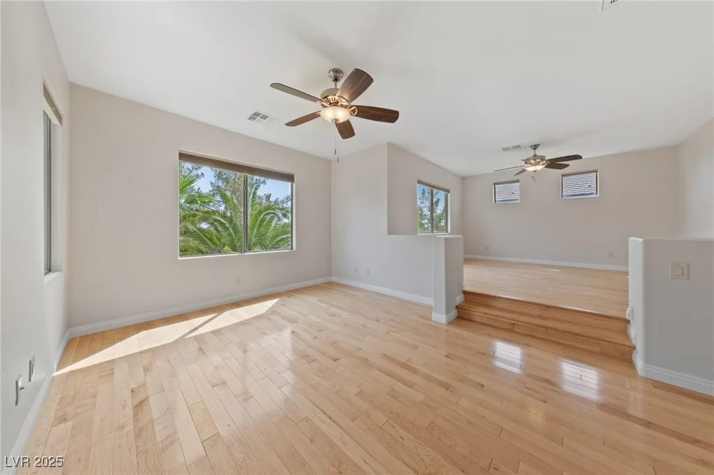 8228 Seven Falls, North Las Vegas, NV 89085