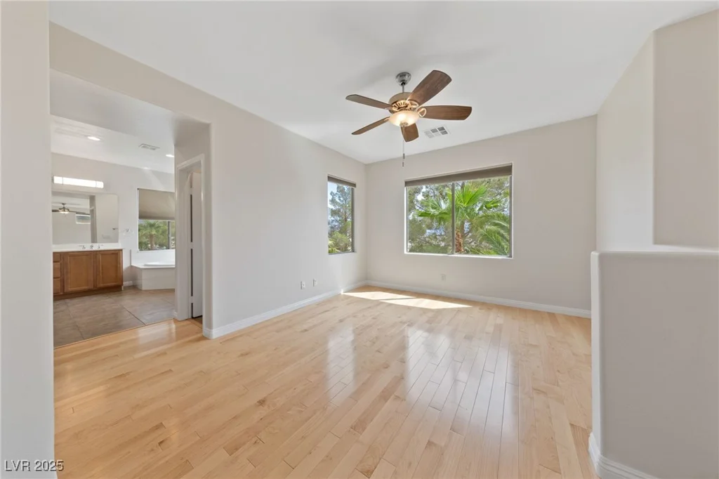 8228 Seven Falls, North Las Vegas, NV 89085