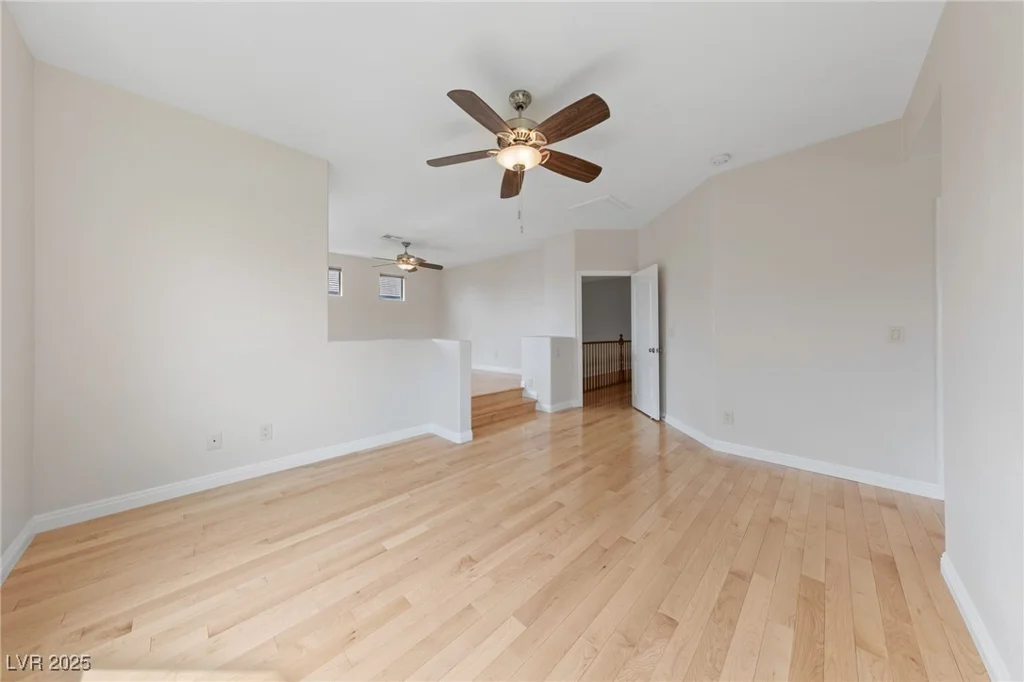 8228 Seven Falls, North Las Vegas, NV 89085