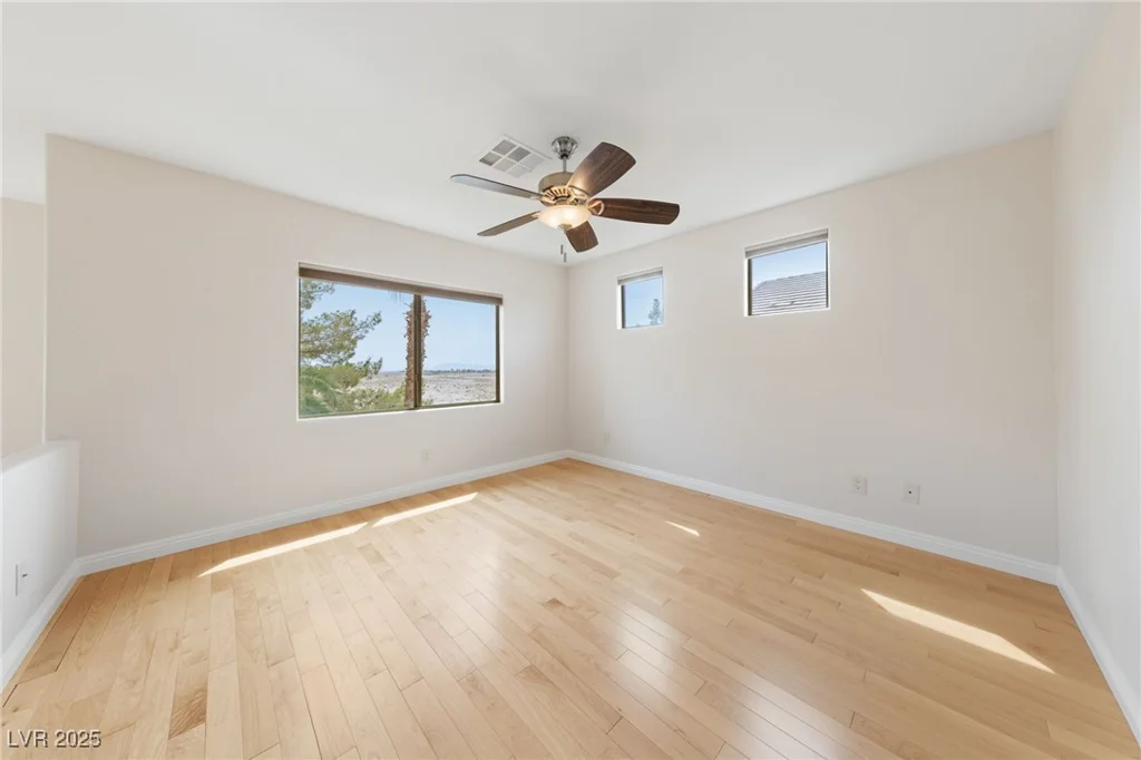 8228 Seven Falls, North Las Vegas, NV 89085
