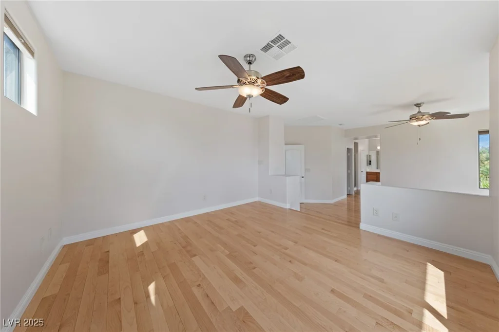 8228 Seven Falls, North Las Vegas, NV 89085