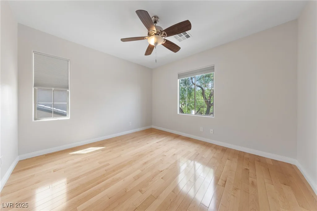 8228 Seven Falls, North Las Vegas, NV 89085
