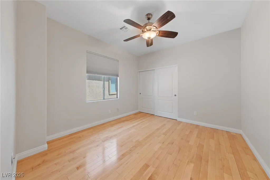 8228 Seven Falls, North Las Vegas, NV 89085