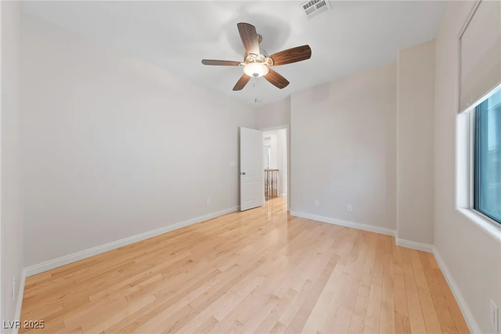 8228 Seven Falls, North Las Vegas, NV 89085