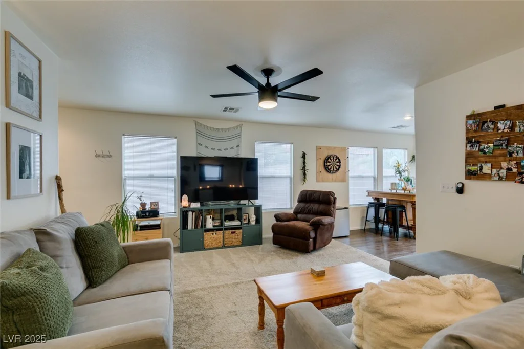 3045 Leonetti, Las Vegas, NV 89141