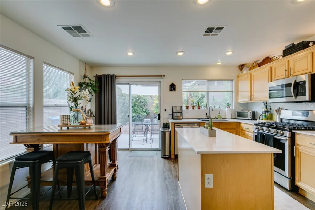 3045 Leonetti, Las Vegas, NV 89141