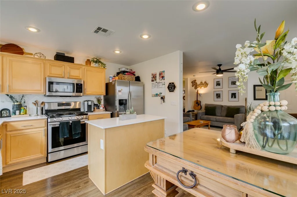 3045 Leonetti, Las Vegas, NV 89141