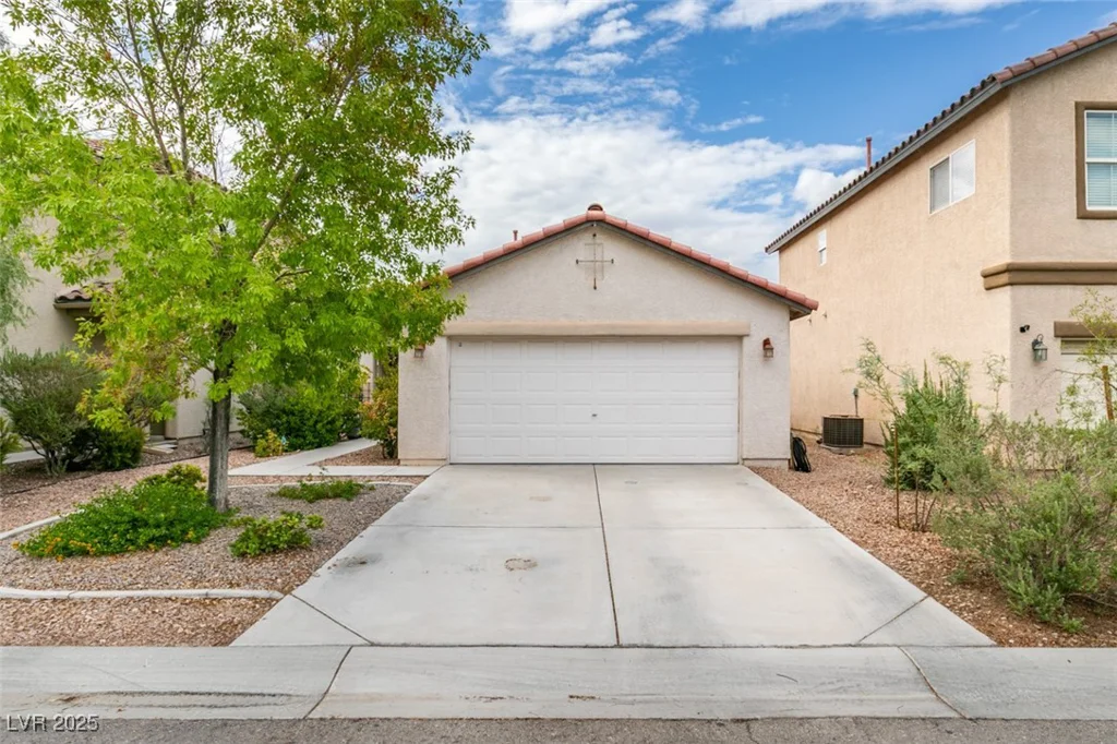 3045 Leonetti, Las Vegas, NV 89141