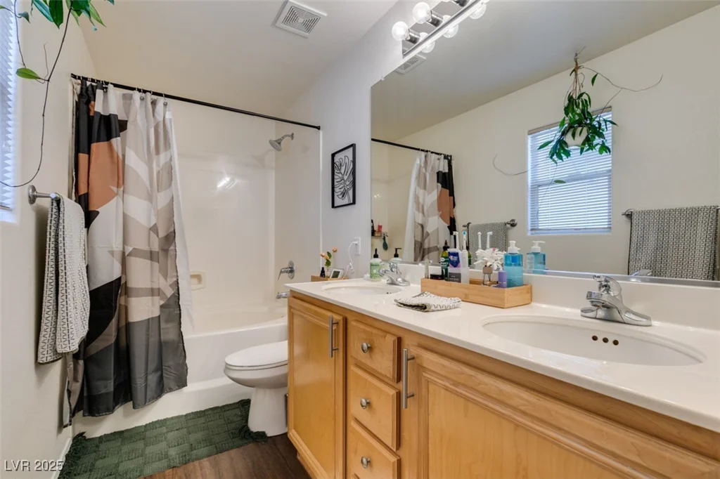 3045 Leonetti, Las Vegas, NV 89141