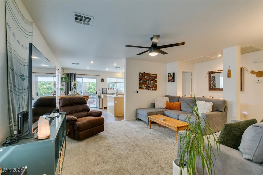 3045 Leonetti, Las Vegas, NV 89141