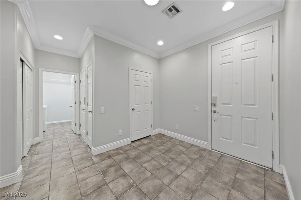 6438 Boatbill, North Las Vegas, NV 89084