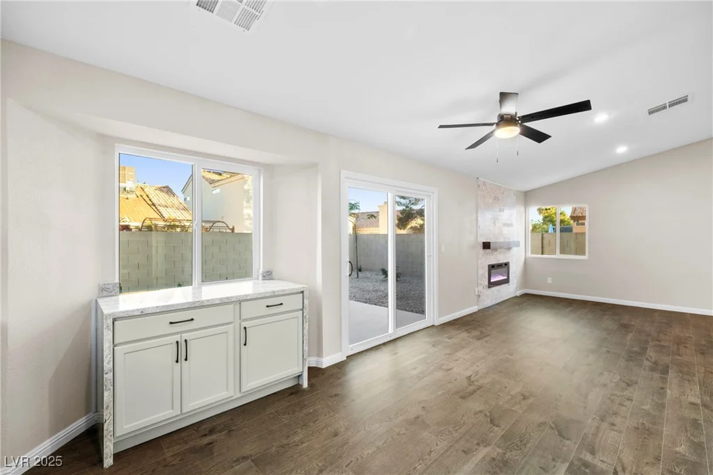 7166 Nordic Lights, Las Vegas, NV 89119