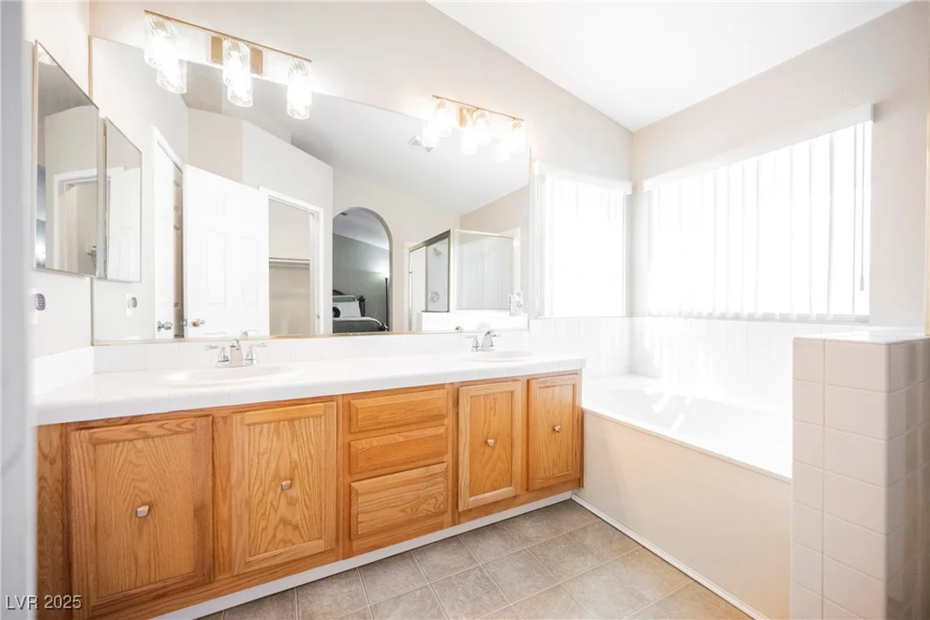 5721 Whale Rock, Las Vegas, NV 89149