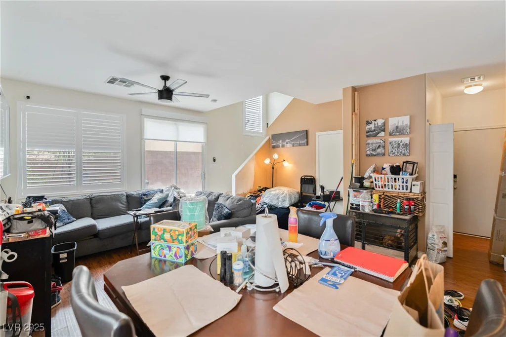 2702 Cottonwillow, Las Vegas, NV 89135