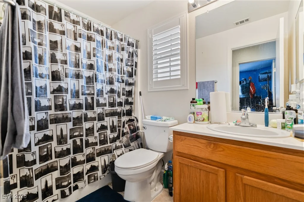 2702 Cottonwillow, Las Vegas, NV 89135