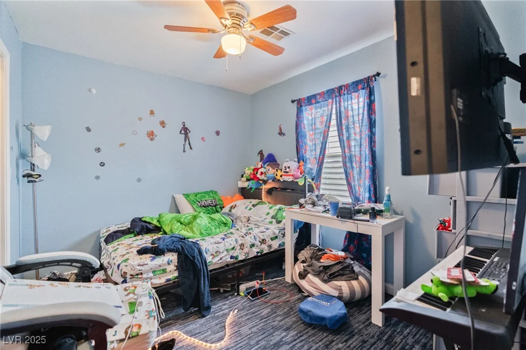 2702 Cottonwillow, Las Vegas, NV 89135