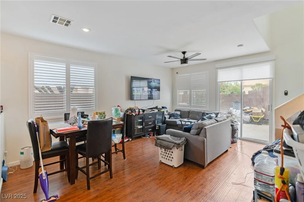 2702 Cottonwillow, Las Vegas, NV 89135